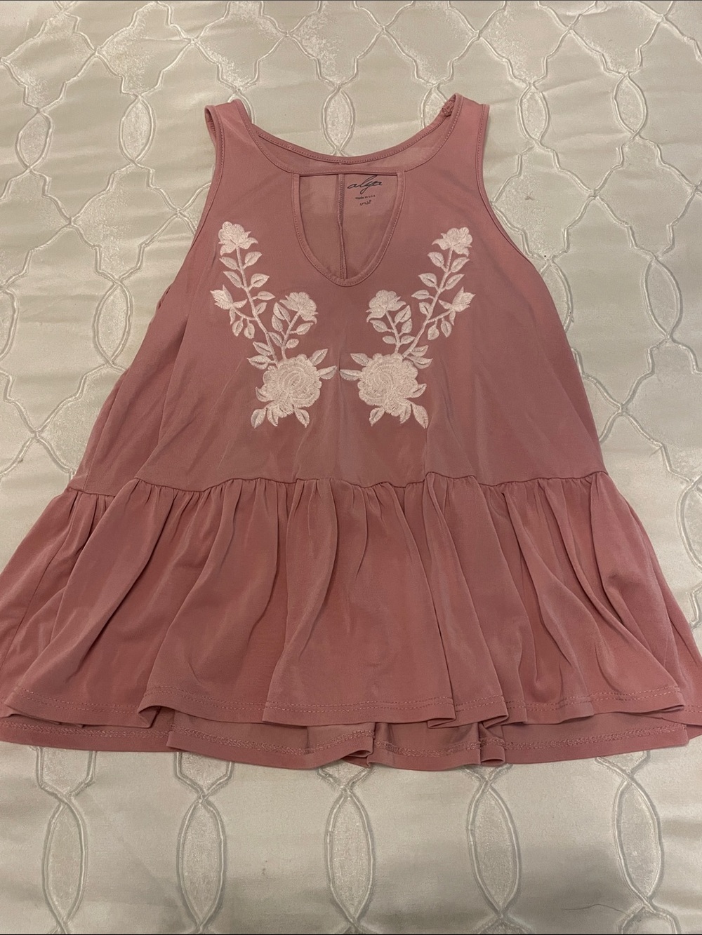 Alya Dusty Rose Sleeveless Peplum Tank with White Floral Embroidery